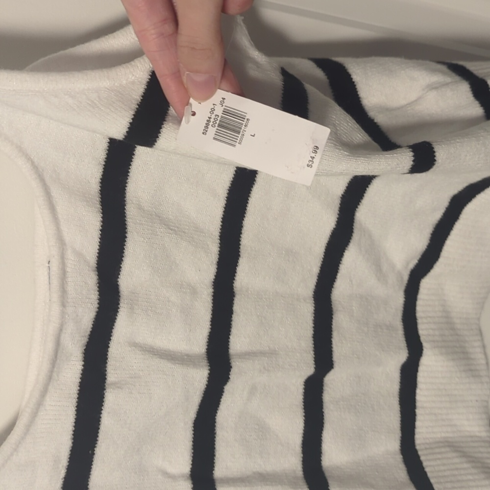 🔥NWT:🔥L Old Navy White and Blue Striped Beachy Coastal Cowgirl TankTop - Picture 7 of 7